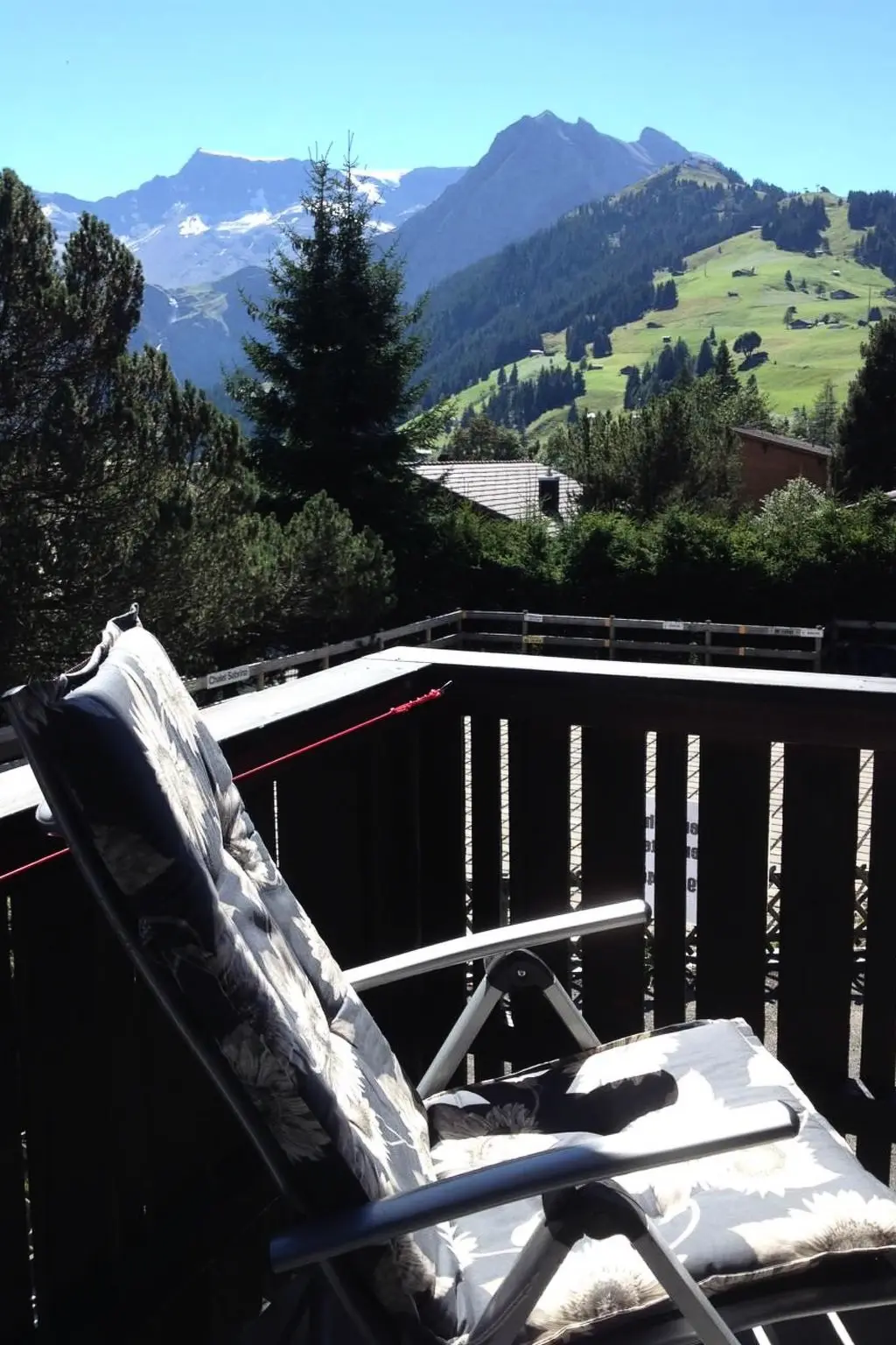 Résidence Sunnegruess Appartement/Fewo, Dusche, WC, 2 Schlafräume 3-Zimmerwohnung