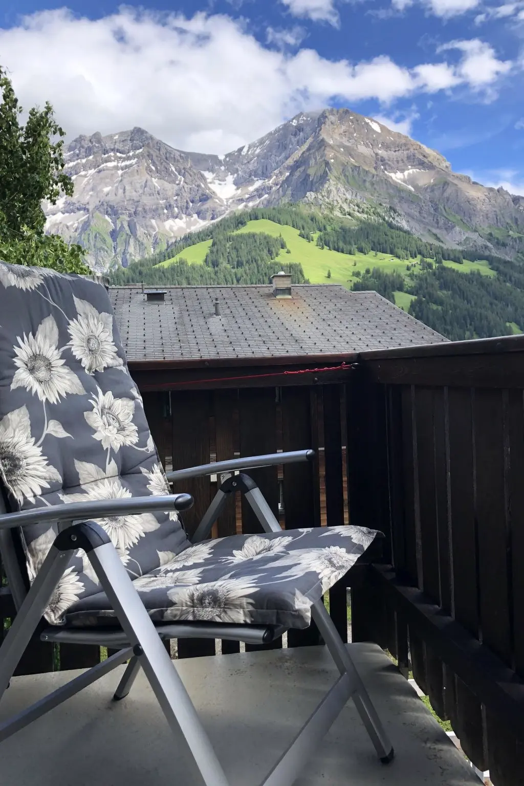 Résidence Sunnegruess Appartement/Fewo, Dusche, WC, 2 Schlafräume 3-Zimmerwohnung