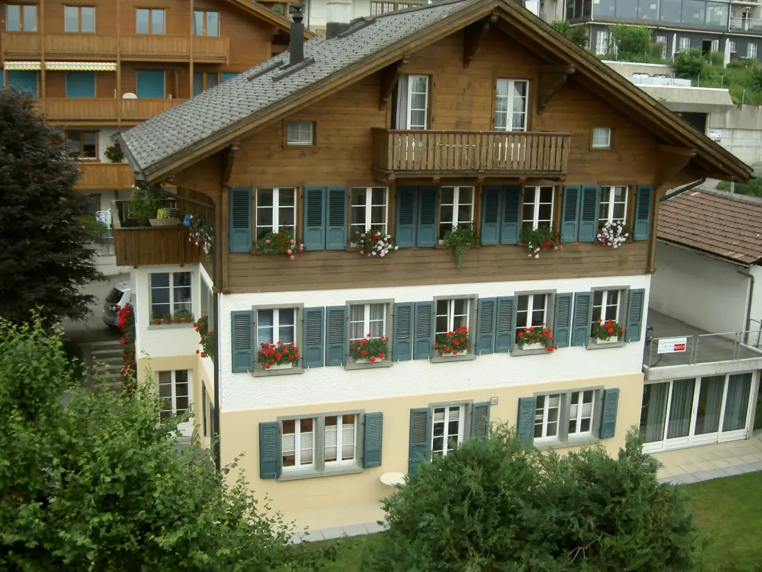 Résidence Surselva Appartement/Fewo, Dusche, WC, Balkon 6-Zimmerwohnung