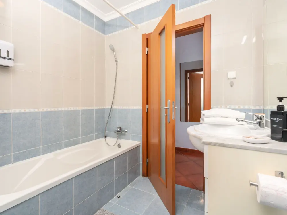 Résidence Wohnung mit Terrasse und 2 Schwimmbecken