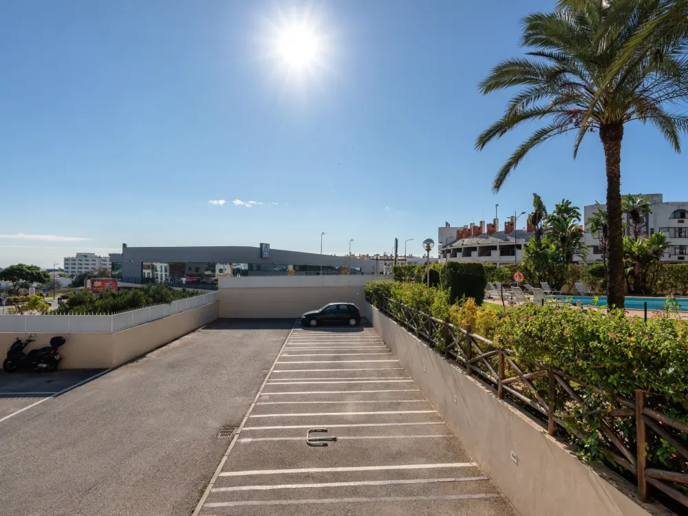Résidence Wohnung mit Terrasse und 2 Schwimmbecken