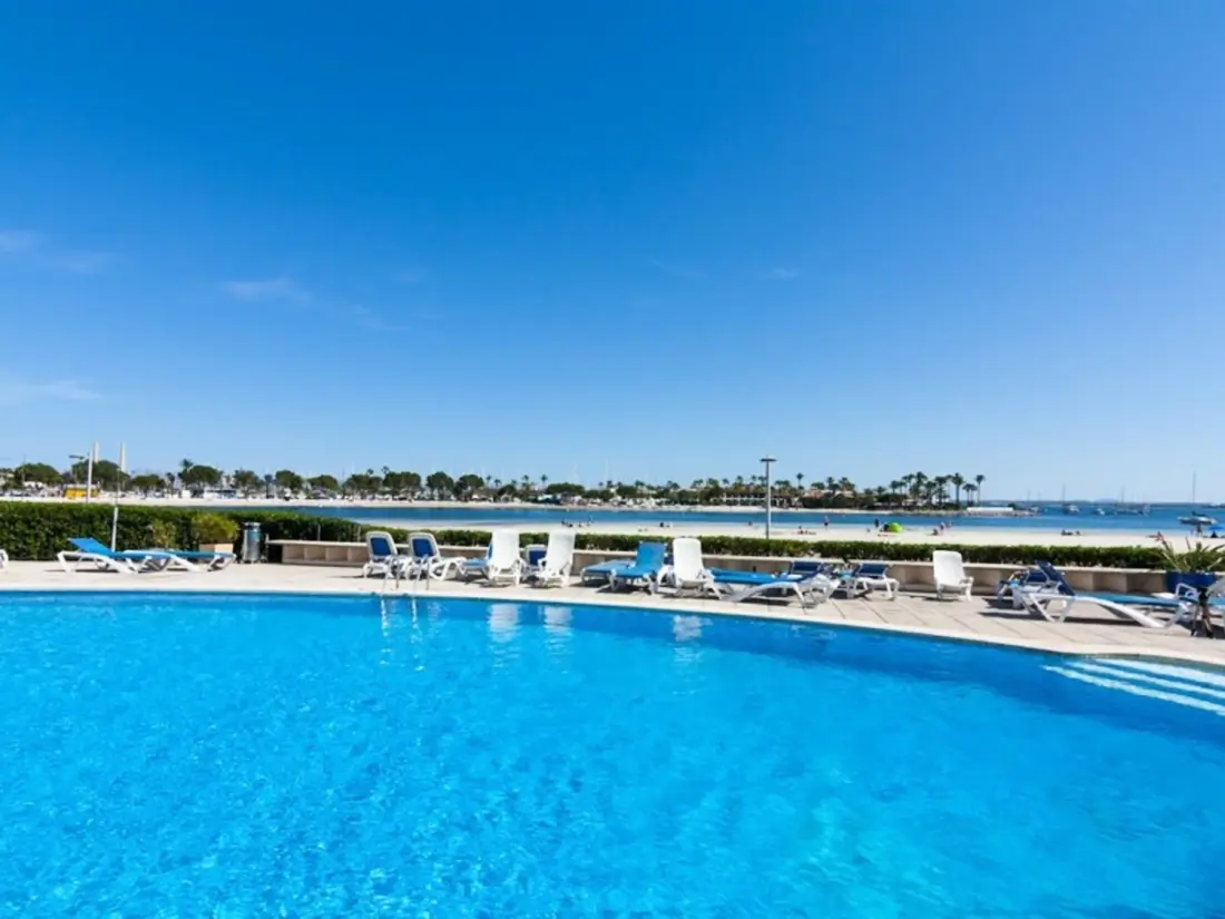 Résidence Carabela Front Beach & Pool