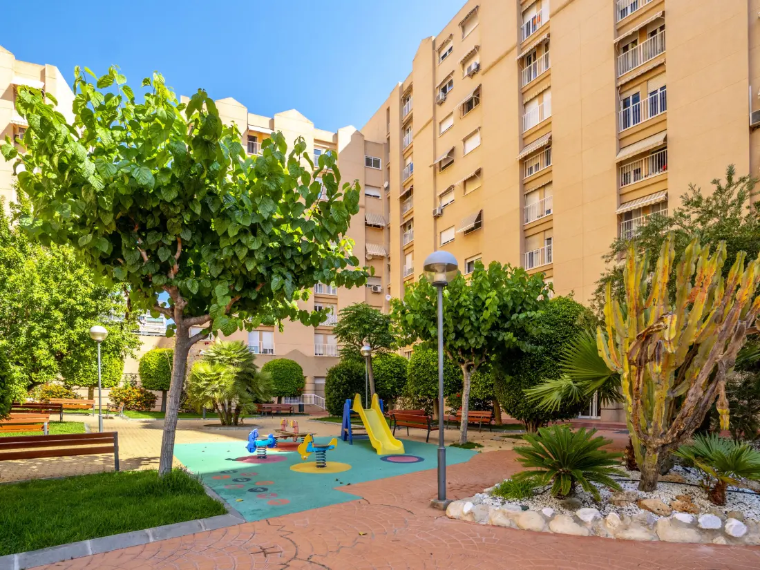 Résidence EssensacionesHome / Los Almendros