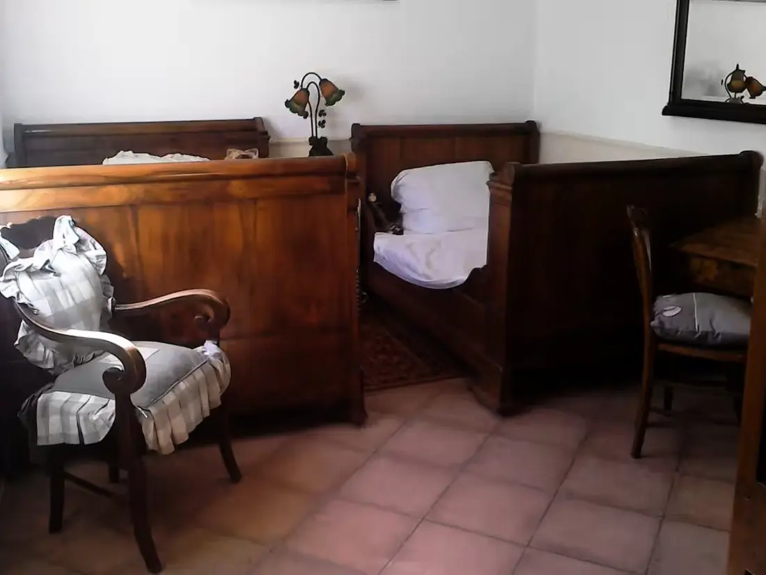 Résidence STUDIO DANS VILLA AVEC PISCINE