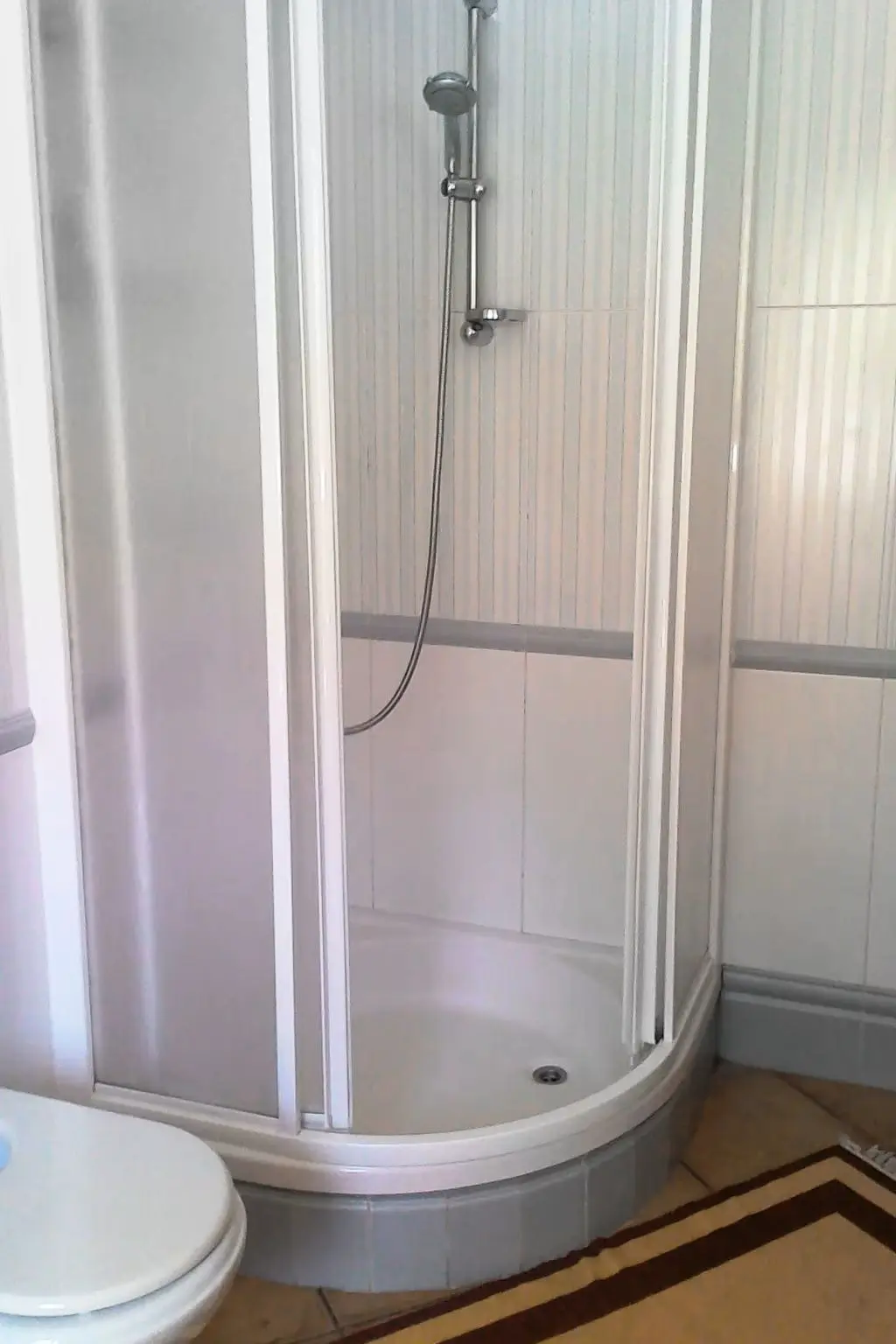 Résidence STUDIO DANS VILLA AVEC PISCINE