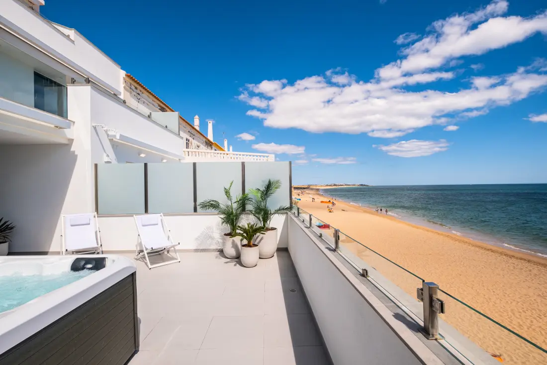 Appartements à Armaçao de Pera