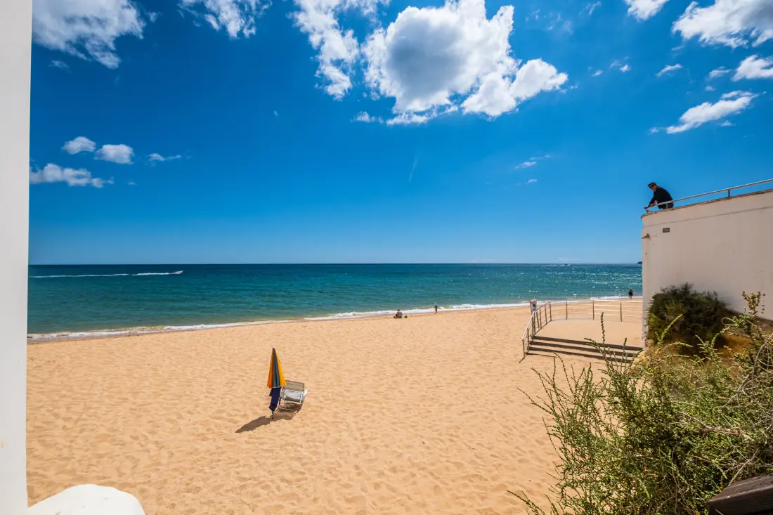 Appartements à Armaçao de Pera