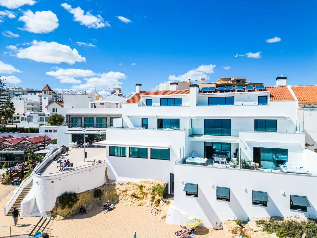 Appartements à Armaçao de Pera
