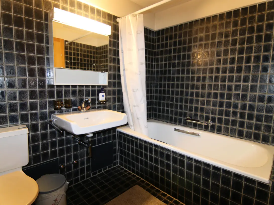 Résidence Galerie Obersee 5A by Arosa Holiday Appartement/Fewo, Bad, WC, 4-Bettwohnung