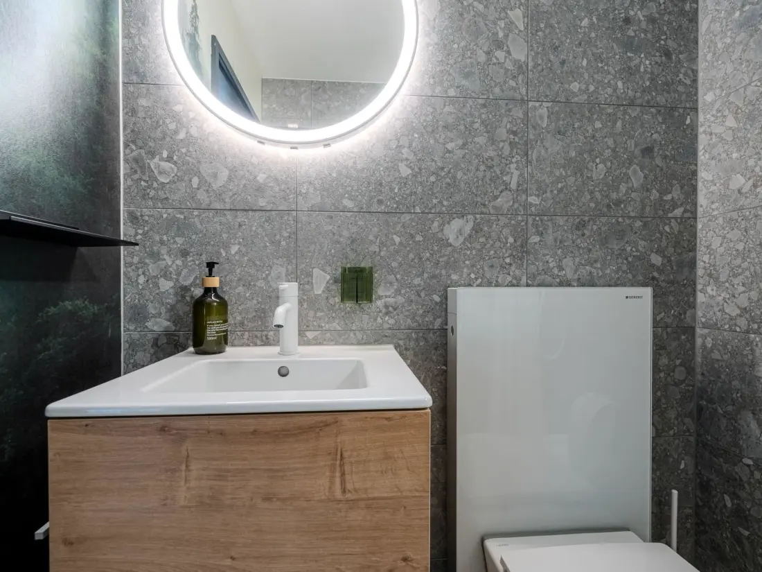 Résidence Collina Forest Design-Studio by Arosa Vacations Studio, Dusche, WC, Komfort