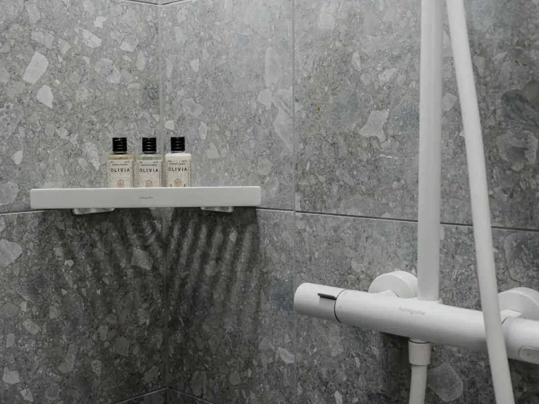 Résidence Collina Forest Design-Studio by Arosa Vacations Studio, Dusche, WC, Komfort