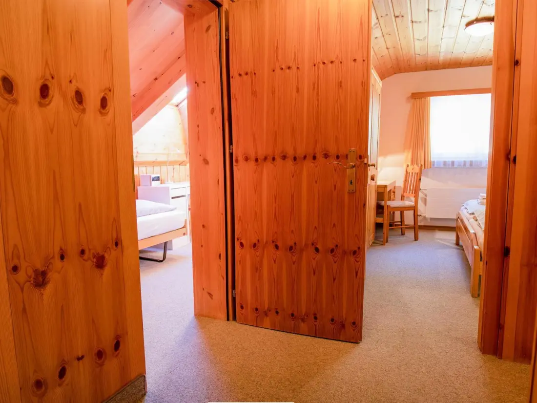 Résidence Furkablick Yvonne by Arosa Holiday Appartement/Fewo, Bad, WC Furkablick Yvonnne