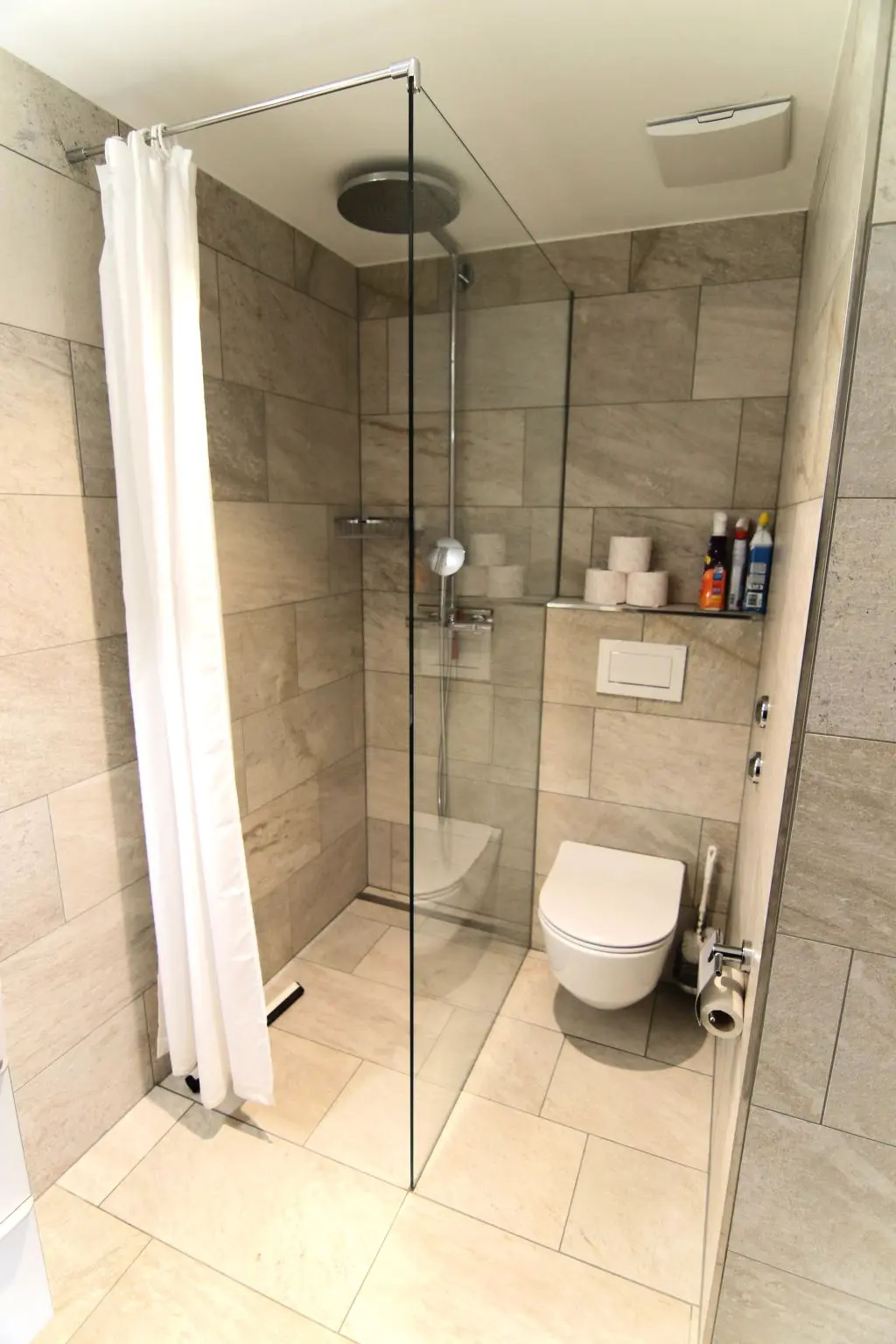 Résidence Jäggi 44 by Arosa Holiday Appartement/Fewo, Dusche und Bad, WC, 3-Bettwohnung