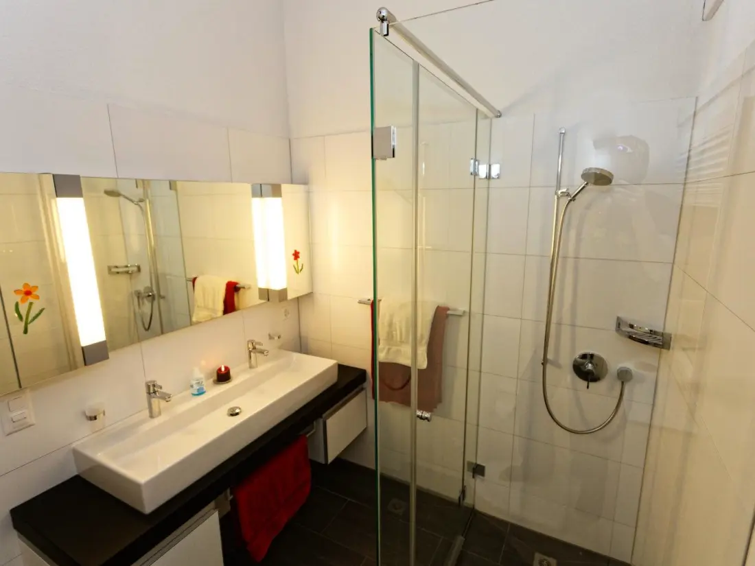 Résidence Juggasunna Appartement/Fewo, Dusche und Bad, WC, 7-Bettwohnung