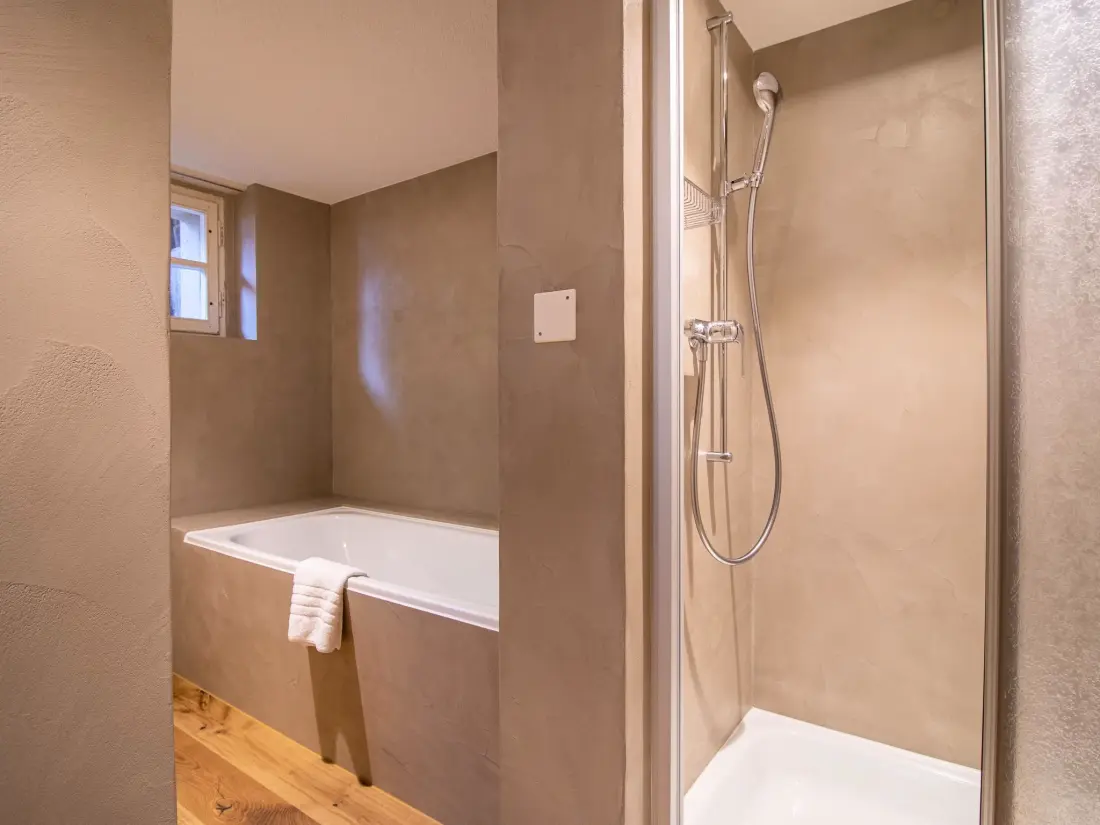 Résidence Pradella Garten by Arosa Holiday Appartement/Fewo, Dusche oder Bad, WC, 7-Bettwo