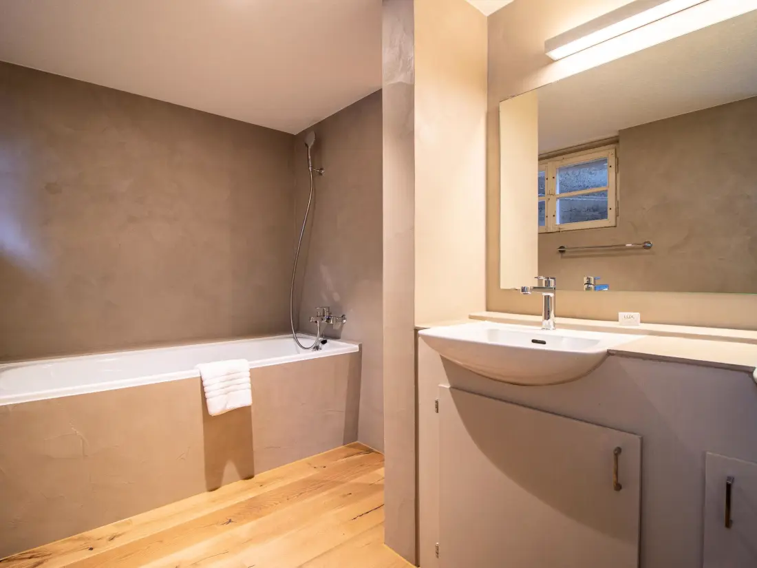 Résidence Pradella Garten by Arosa Holiday Appartement/Fewo, Dusche oder Bad, WC, 7-Bettwo