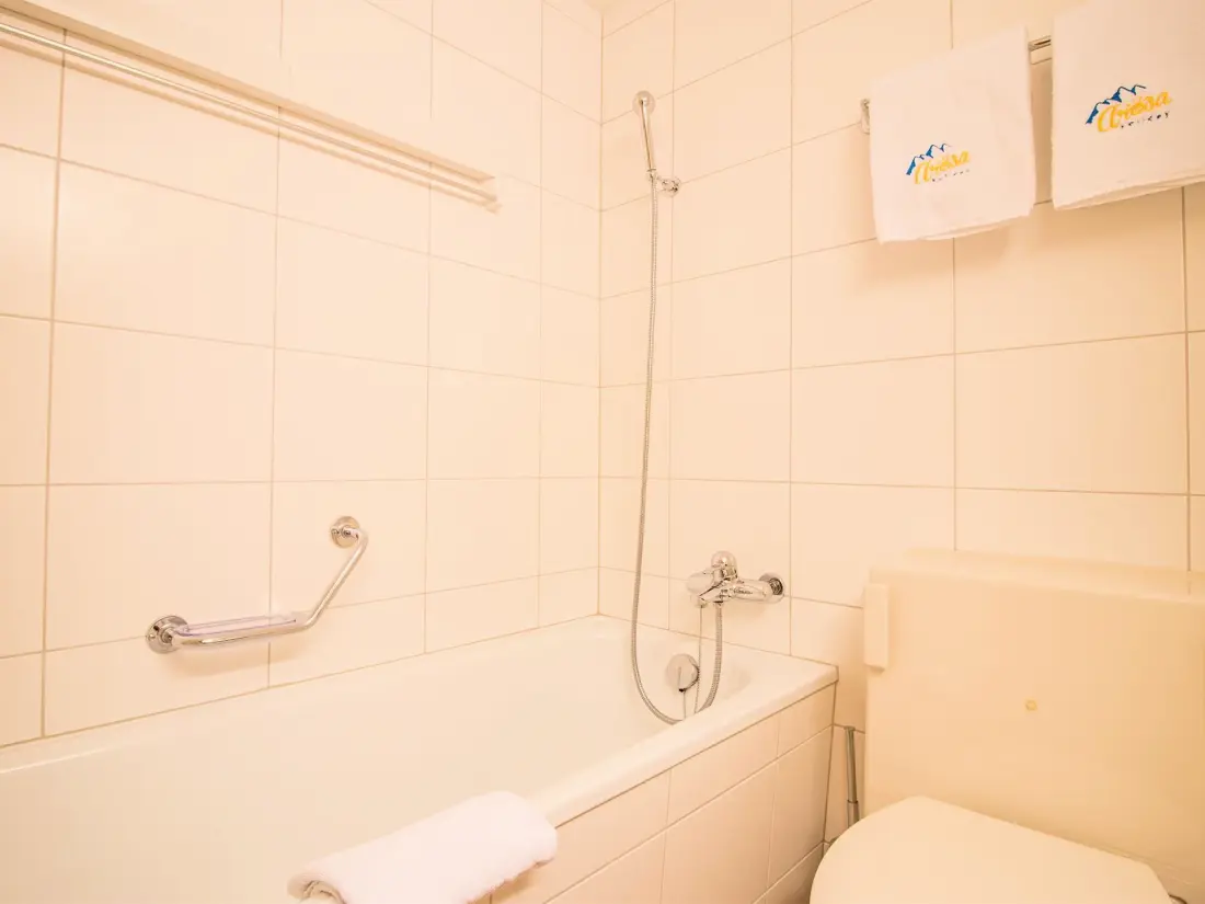 Résidence Rothornblick 41 by Arosa Holiday Appartement/Fewo, Dusche oder Bad, WC, 6-Bettwo