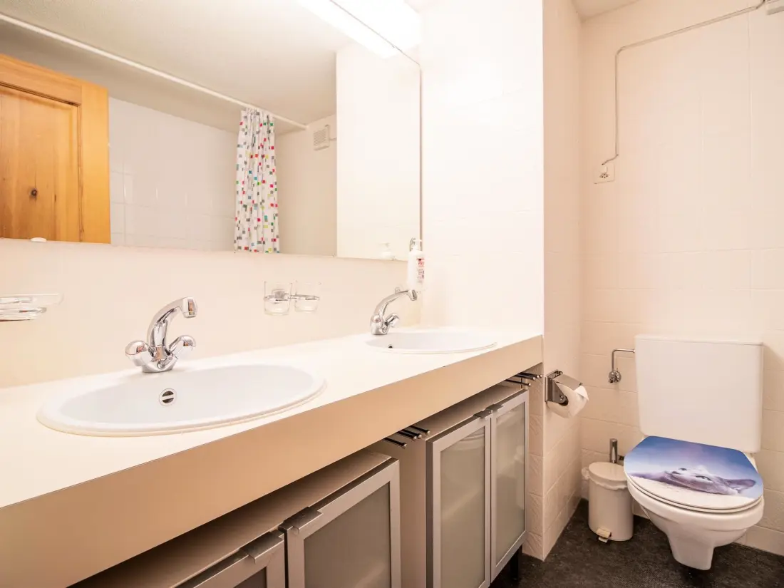 Résidence Rothornblick 57 by Arosa Holiday Appartement/Fewo, Bad, WC, 2-Bettwohnung