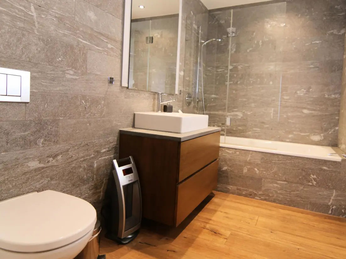 Résidence Salis 02 by Arosa Holiday Appartement/Fewo, Dusche und Bad, WC, 4-Bettwohnung