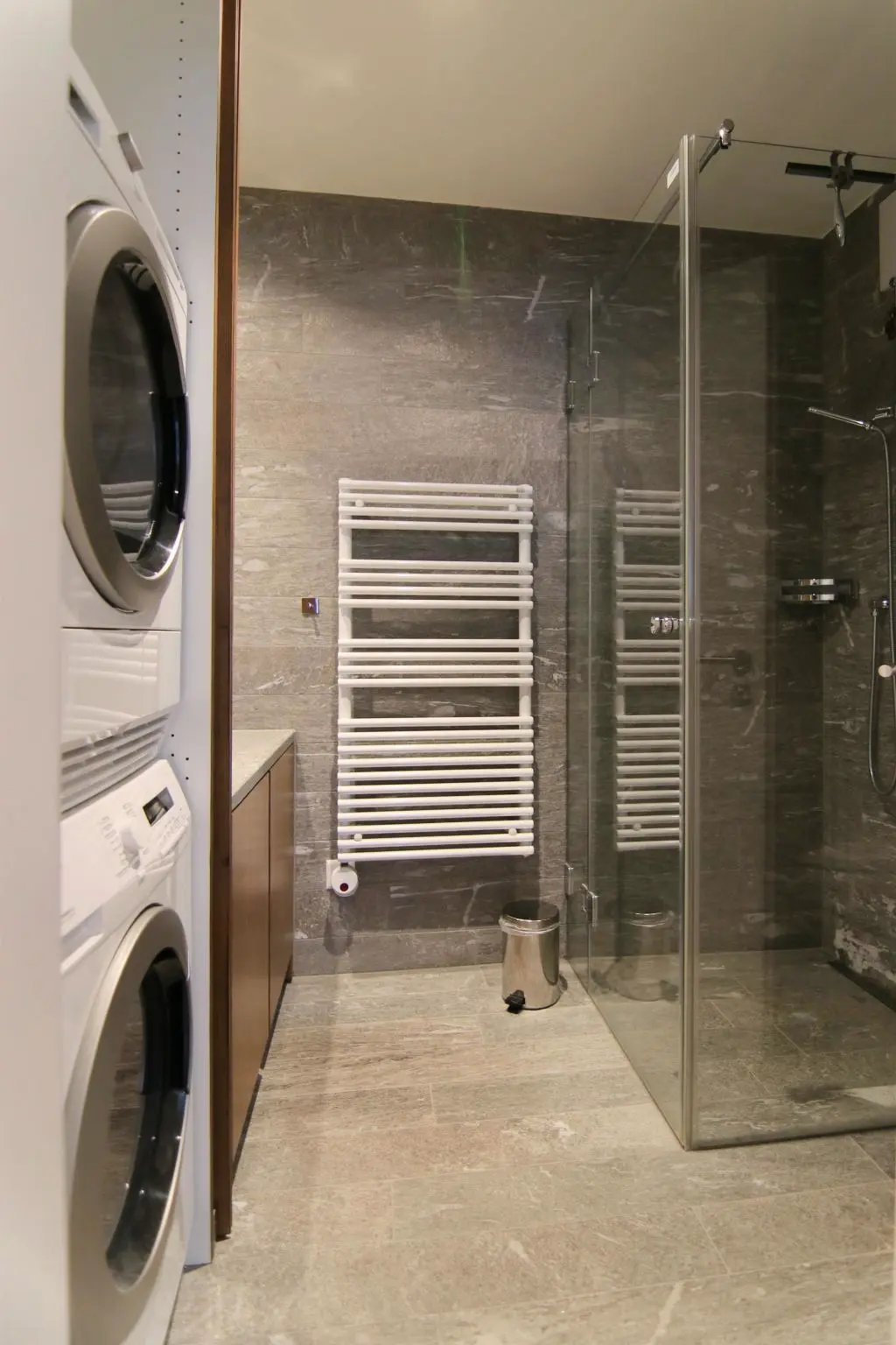 Résidence Salis 02 by Arosa Holiday Appartement/Fewo, Dusche und Bad, WC, 4-Bettwohnung