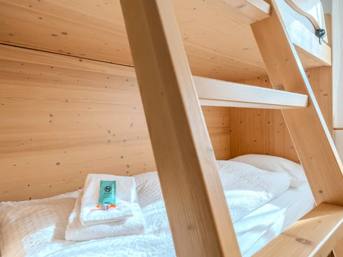 Résidence Sunnaschy Heidi by Arosa Vacations Appartement/Fewo, Dusche und Badewanne, 2 Sch
