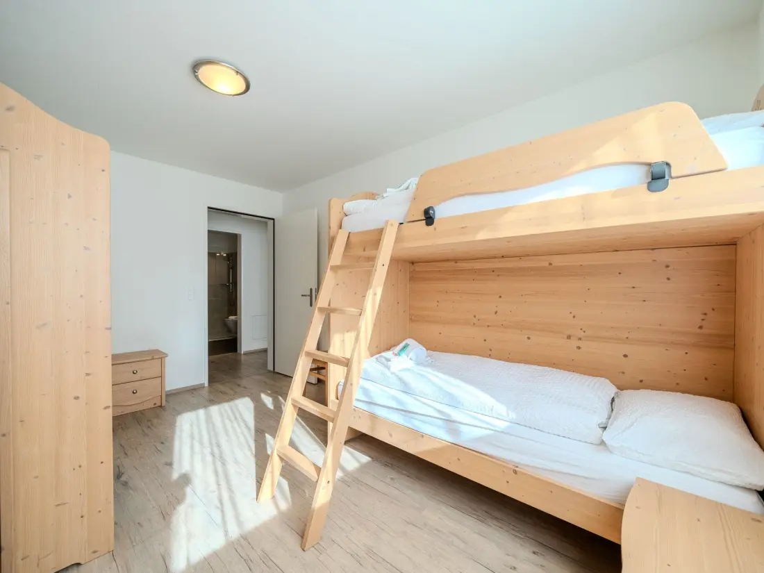 Résidence Sunnaschy Heidi by Arosa Vacations Appartement/Fewo, Dusche und Badewanne, 2 Sch