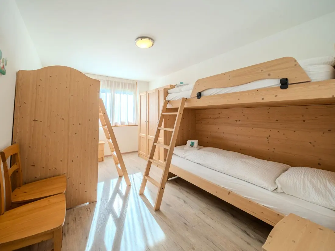 Résidence Sunnaschy Heidi by Arosa Vacations Appartement/Fewo, Dusche und Badewanne, 2 Sch