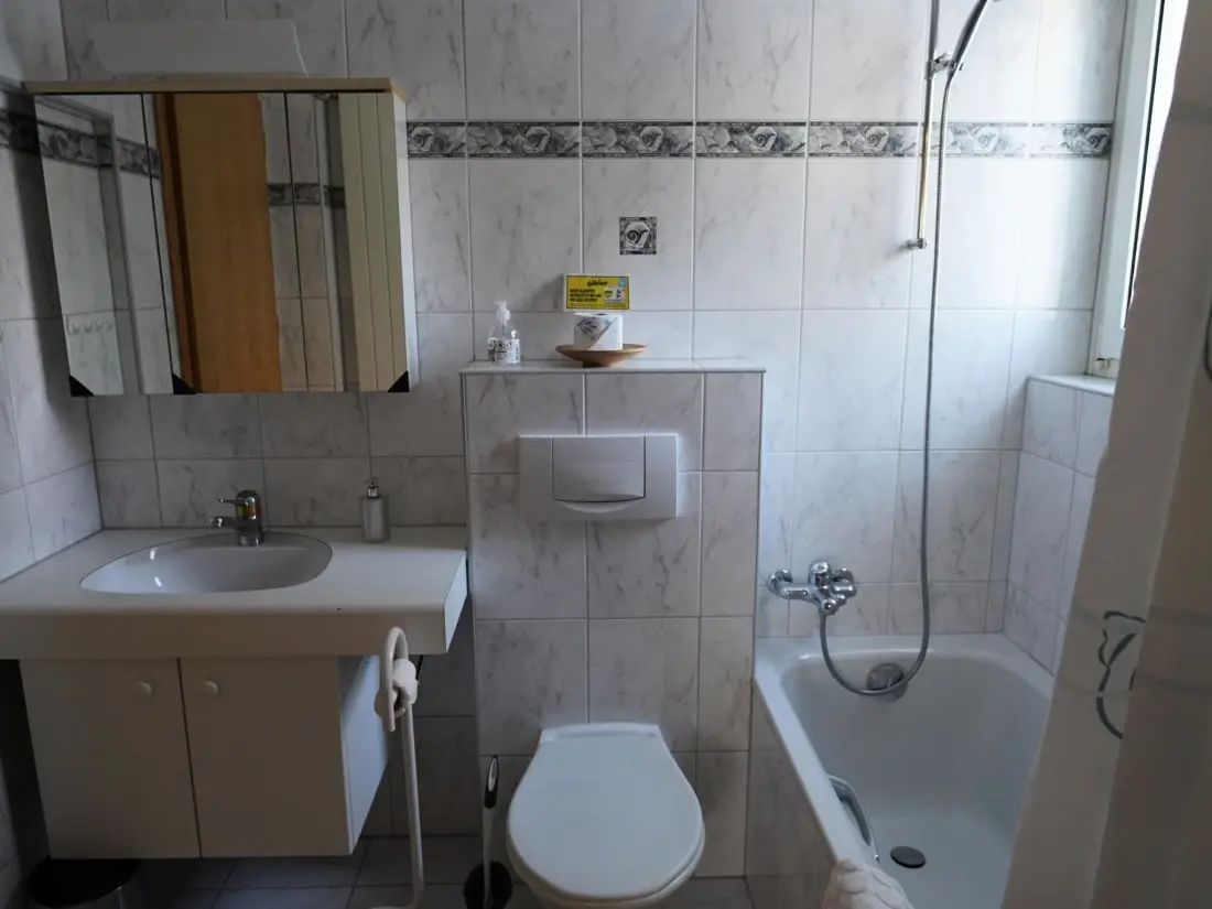 Résidence Sunnybank / 2. St. Appartement/Fewo, Dusche und Bad, WC, 9-Bettwohnung