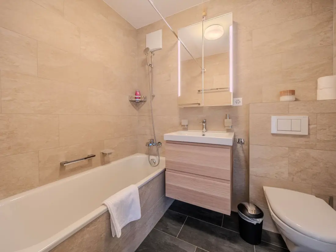 Résidence Viktoria B33 by Arosa Vacations Appartement/Fewo, Dusche und Bad, WC, 2 Schlafrä