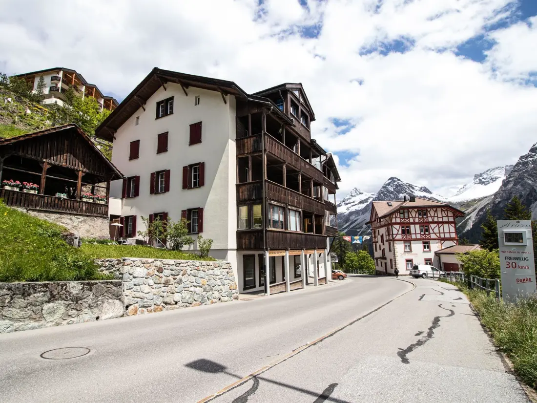 Résidence Weisshorn-Apartment by Arosa Holiday Appartement/Fewo, Bad, WC, 6-Bettwohnung
