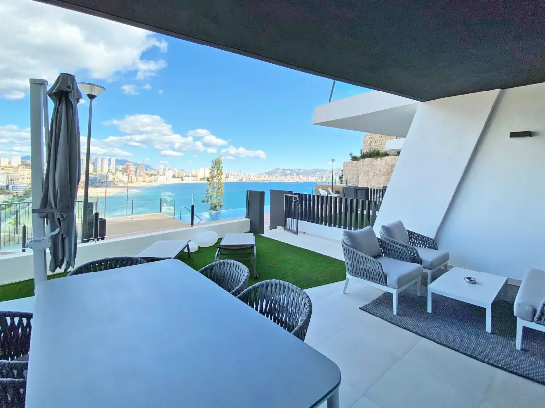 Résidence Luxuriöses Apartment mit Pool und Garage am Poniente Beach!