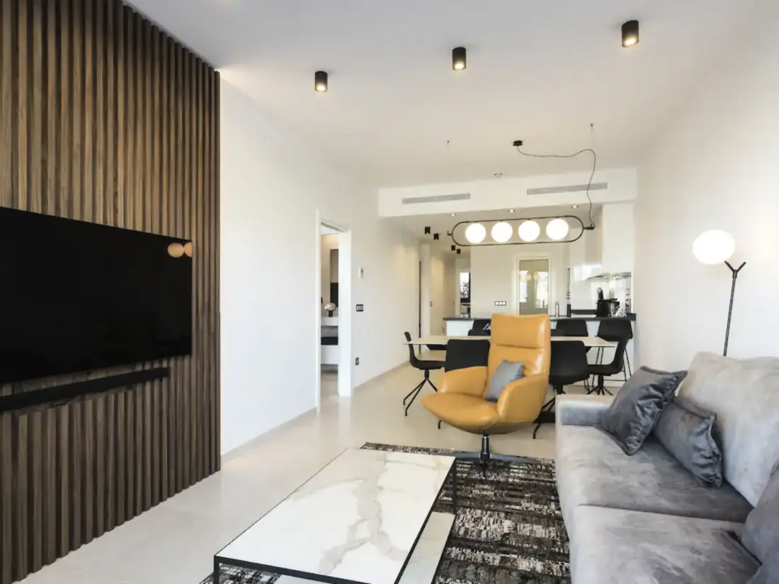 Résidence Luxuriöses Apartment mit Pool und Garage am Poniente Beach!