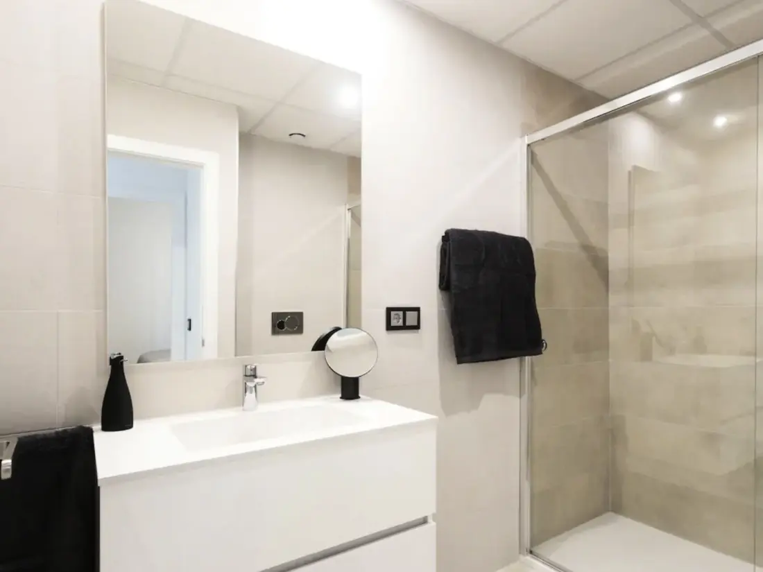 Résidence Luxuriöses Apartment mit Pool und Garage am Poniente Beach!