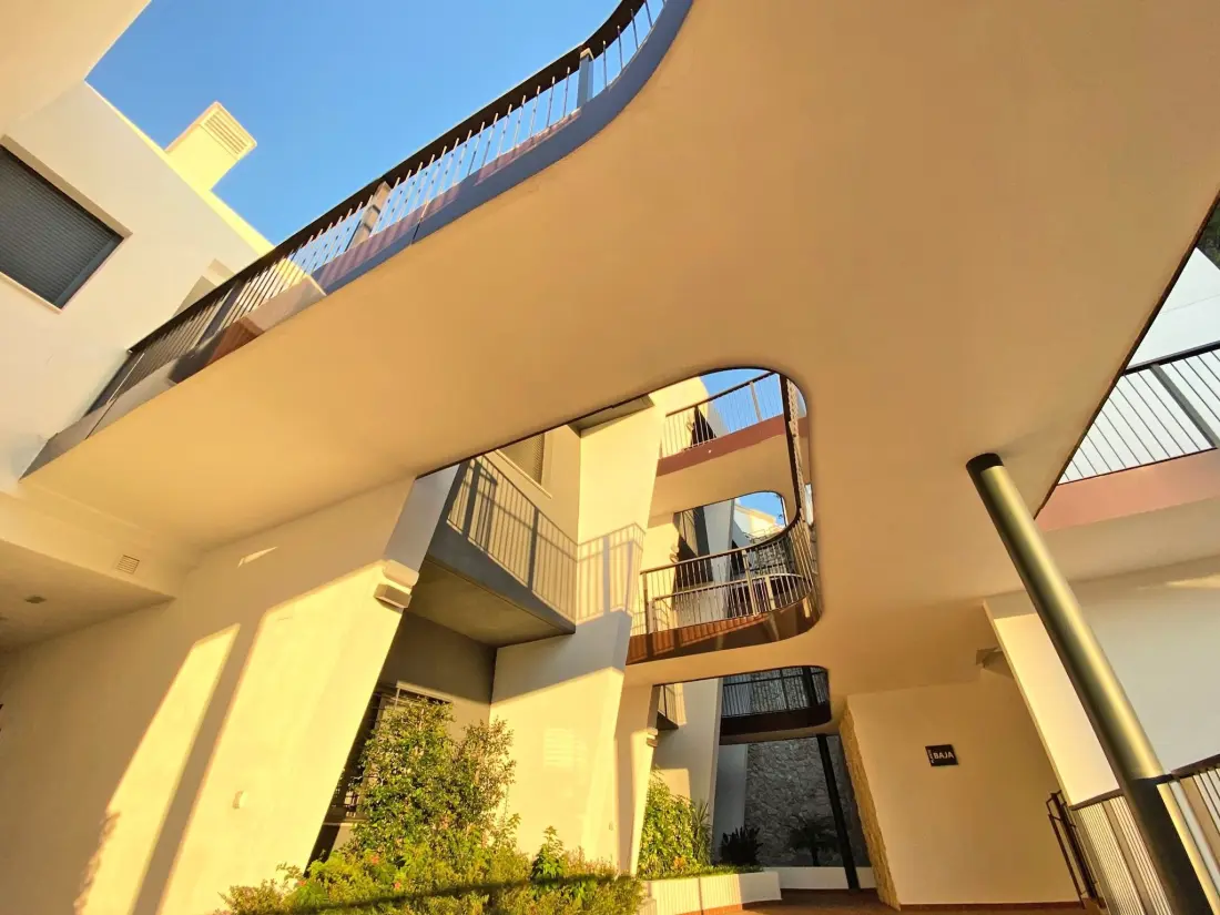 Résidence Luxuriöses Apartment mit Pool und Garage am Poniente Beach!