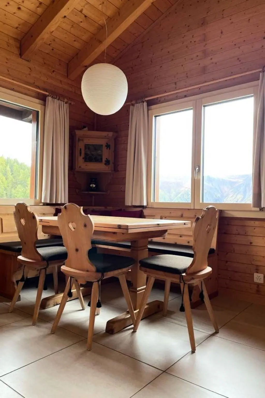 Résidence Brunnquell Appartement/Fewo, Dusche oder Bad, WC 4 1/2 Zimmerwohnung, 6-Betten