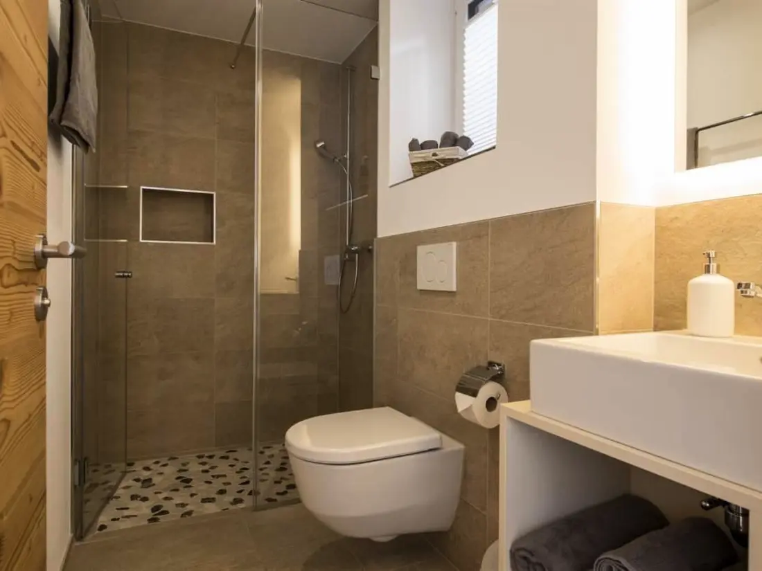 Résidence Huwetz 2. OG Süd Appartement/Fewo, Dusche oder Bad, WC 4 Zimmerwohnung, 6-Betten