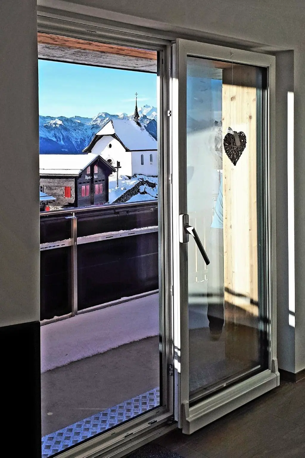 Résidence Robert 1. OG Süd Appartement/Fewo, Dusche oder Bad, WC