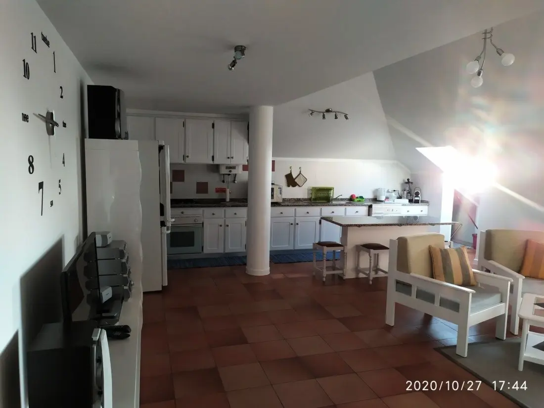 Résidence mit Terrasse