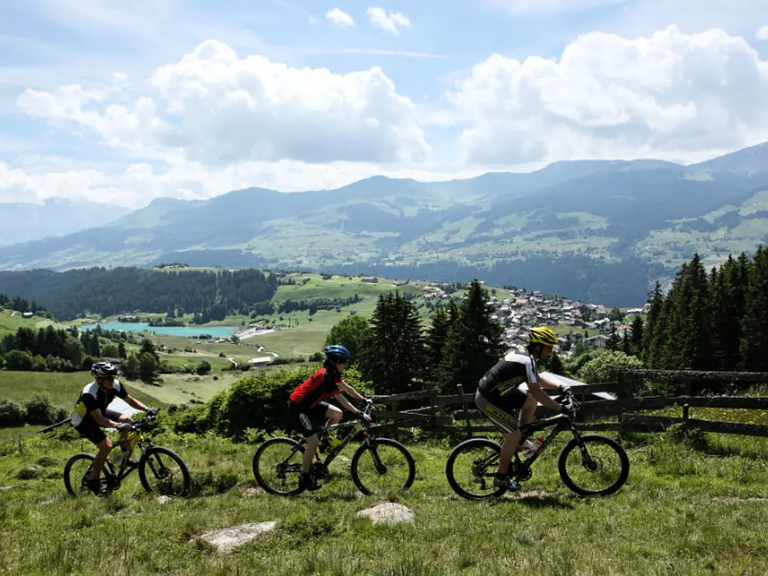 Résidence Pradas Resort Brigels, (Breil/Brigels), 65055B