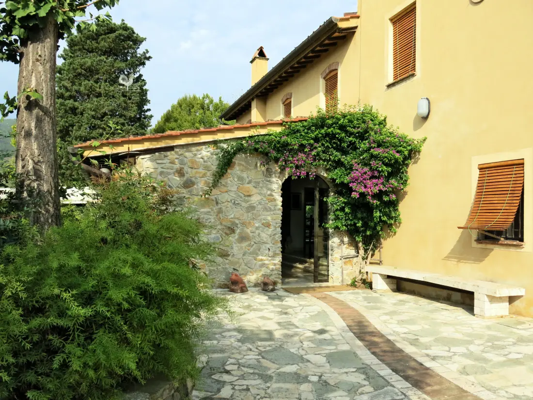 Maison de Vacances Buti