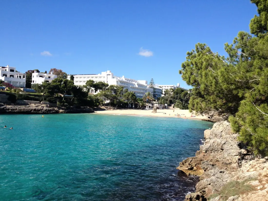 Résidence Wohnung in Cala D'or mit gemeinsamem Pool, Terrasse und Garten