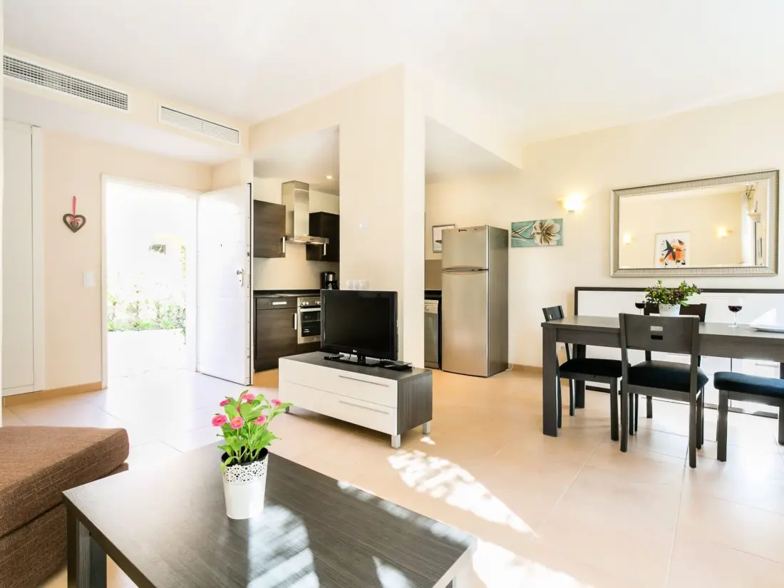 Résidence Mediterranes Appartement mit Pool