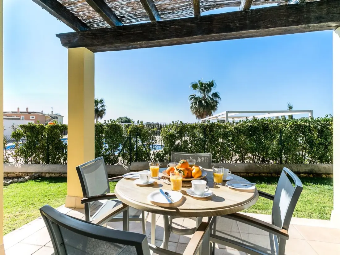 Résidence Strandnahes, modernes Reihenhaus mit Pool