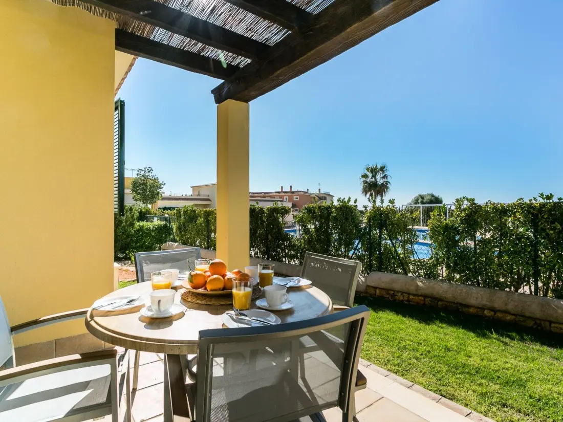 Résidence Strandnahes, modernes Reihenhaus mit Pool