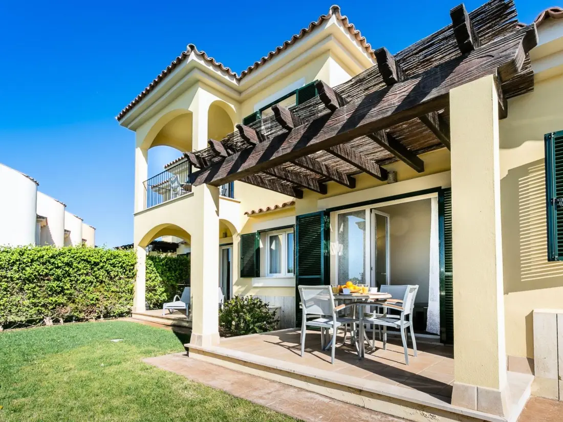 Résidence Strandnahes, modernes Reihenhaus mit Pool