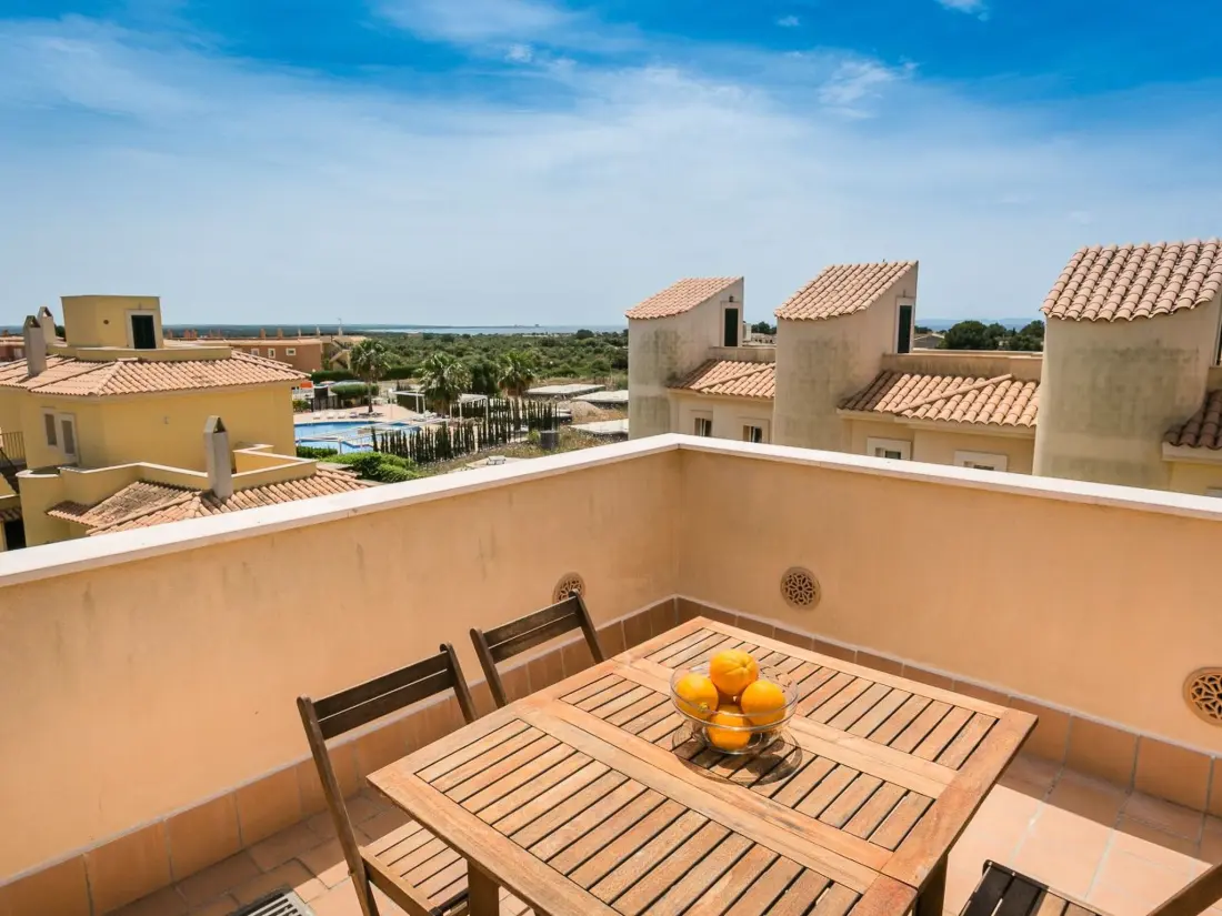 Résidence Wohnung mit gemeinsamem Pool, Grill und Meerblick