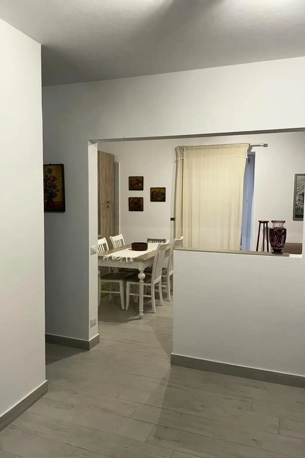 Résidence Wohnung mit Balkon