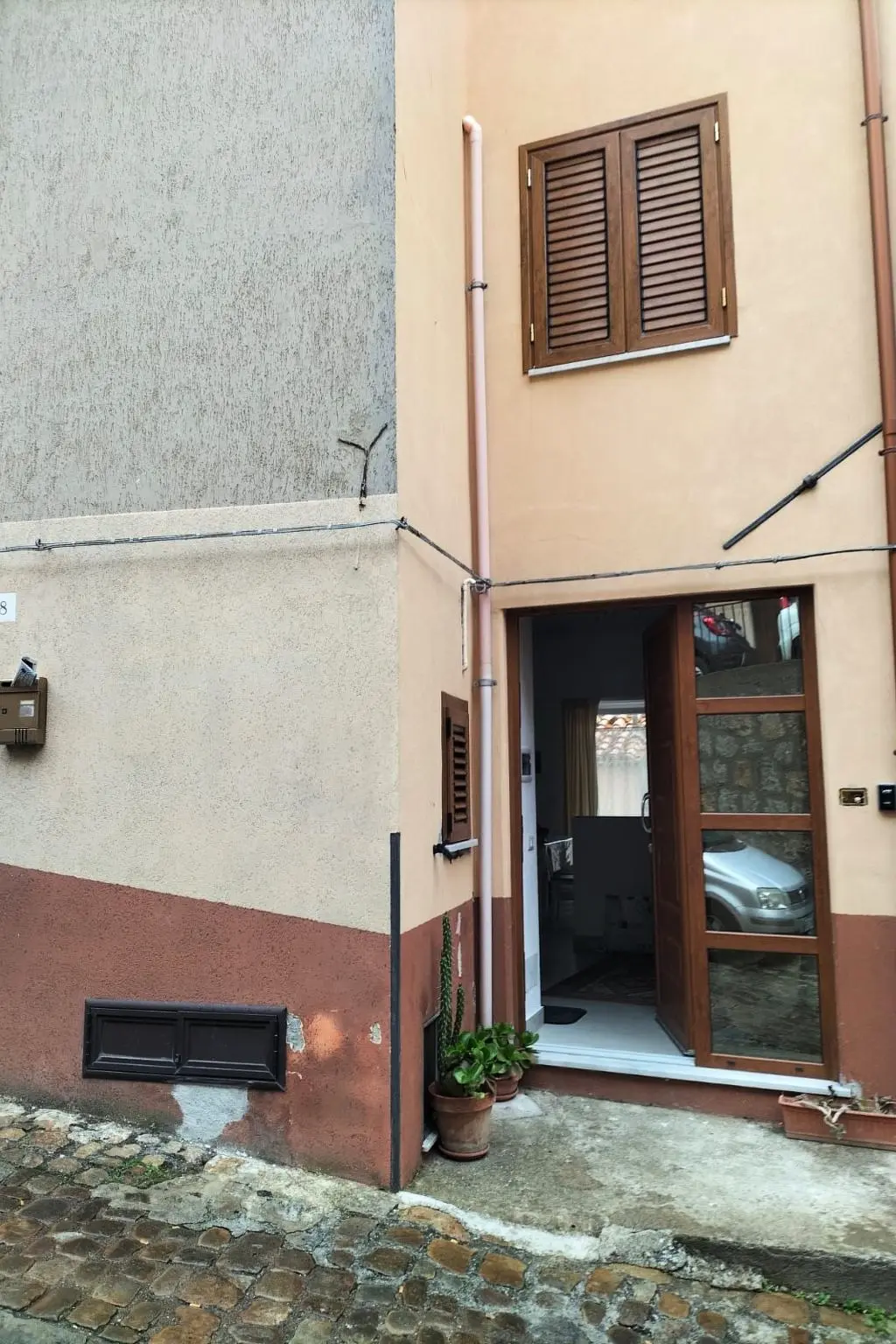 Résidence Wohnung mit Balkon