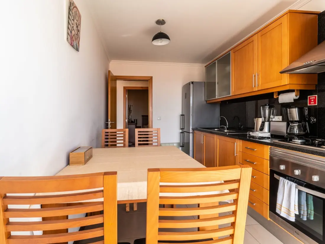Résidence "Garajau View" mit Balkon