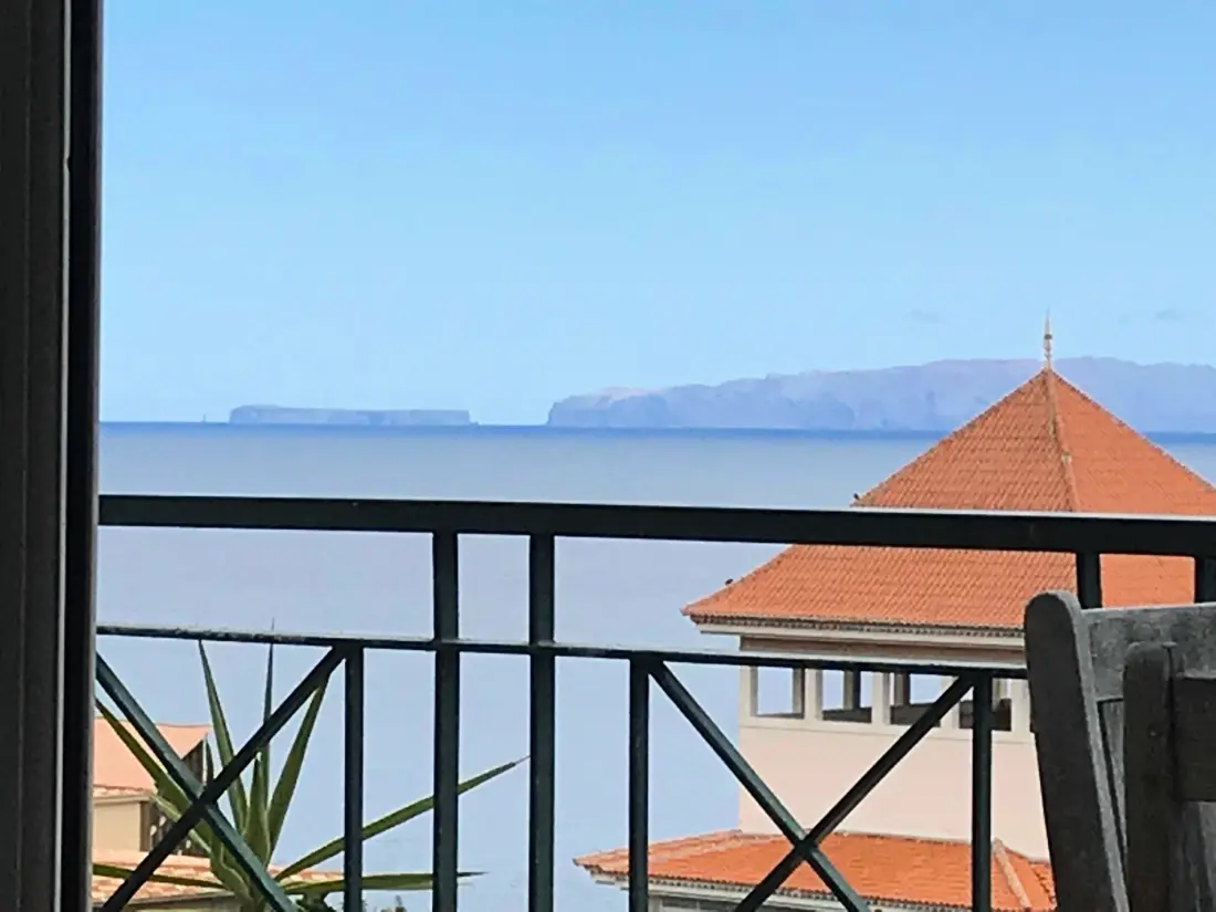 Résidence mit Blick auf das Wasser